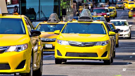 The best of Fort Myers taxi services with Uber. Welcome to the ride option that’s ready when you are. You can request a ride when you need to travel near or far in Fort Myers. You’ll also enjoy 24/7 requesting, helpful in-app safety features, and upfront pricing to budget ahead for your trip. Try this day-or-night ride option to head to ...